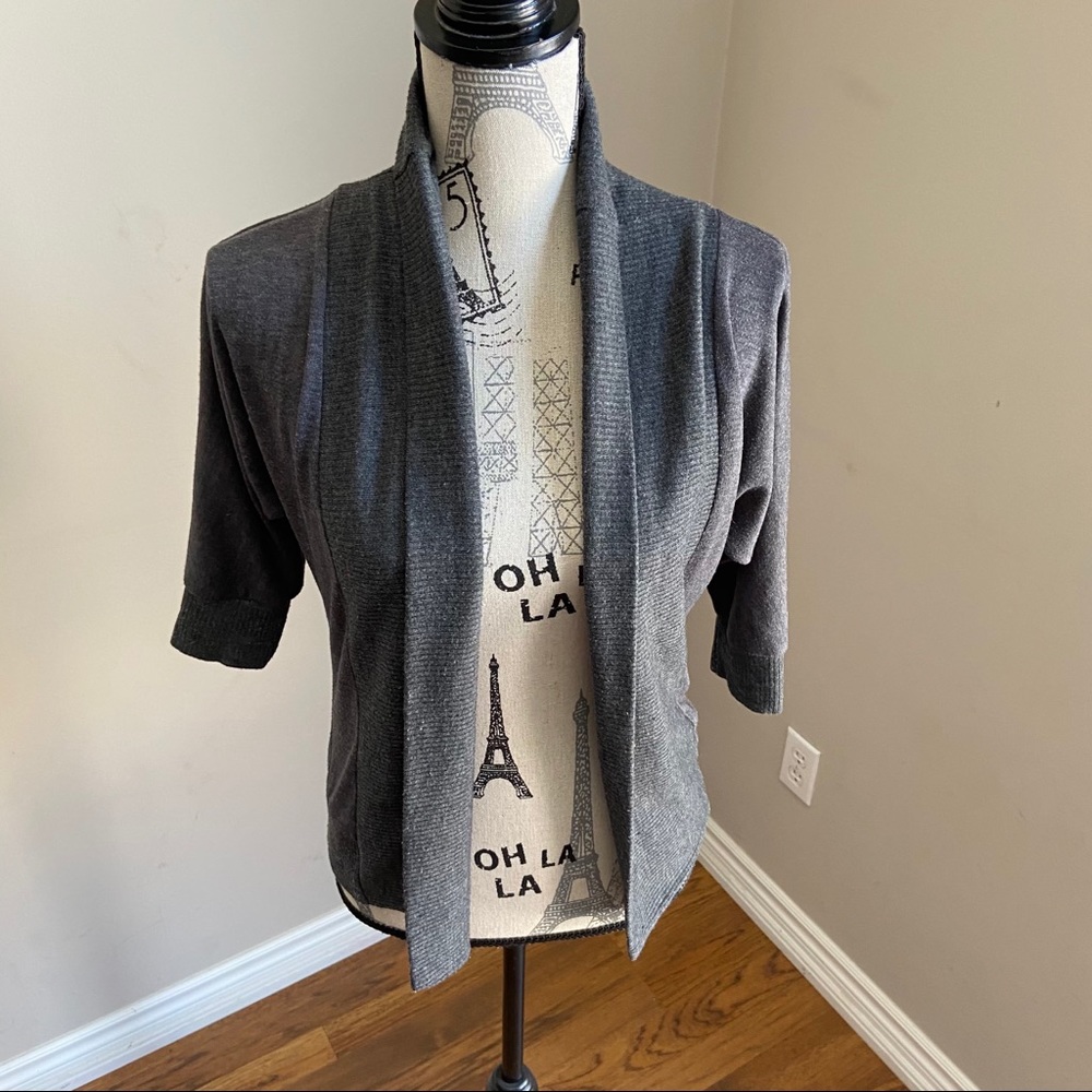 Ginger G 3/4 sleeves open front grey cardigan M